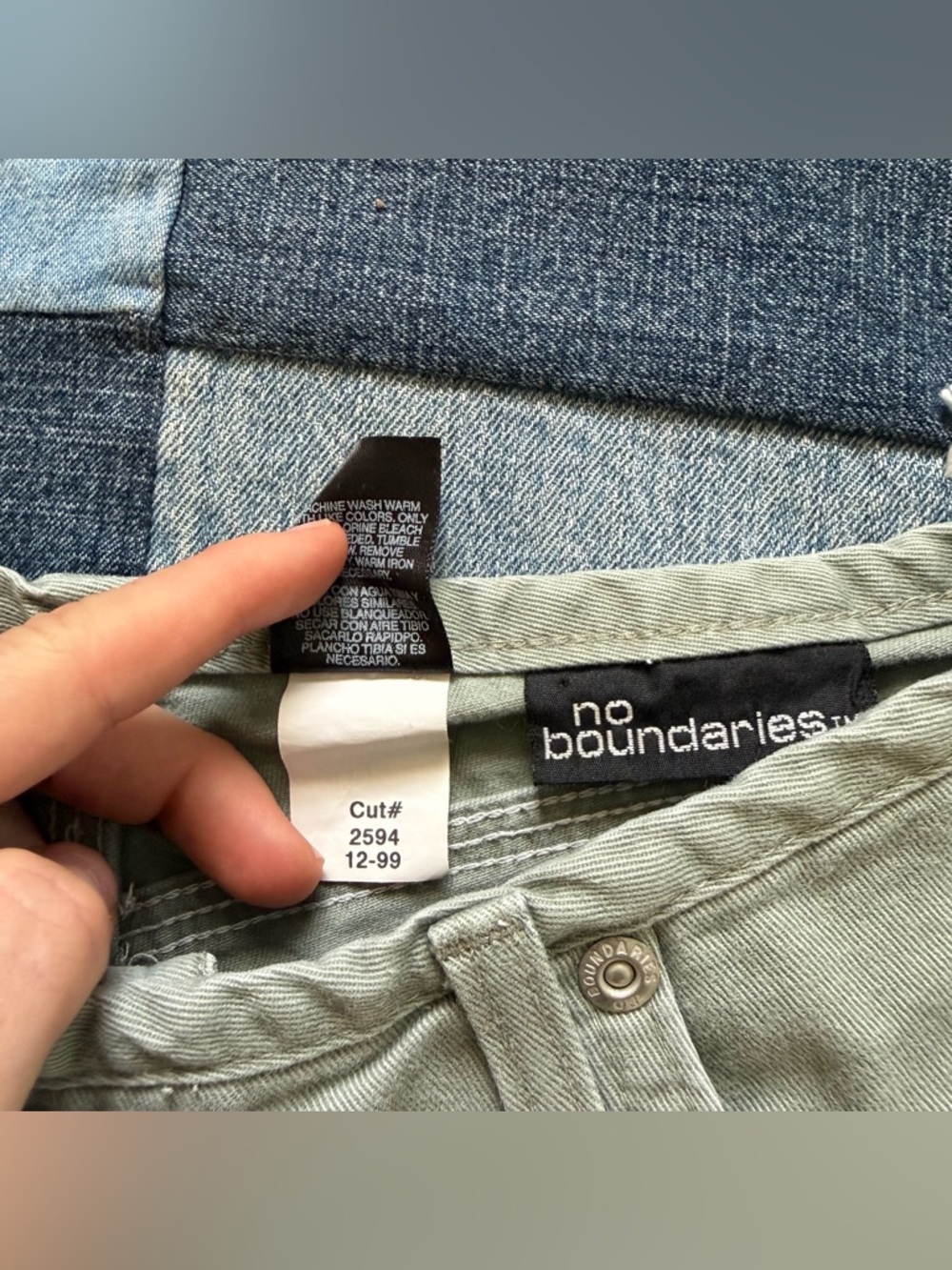 no boundaries Vintage Button Fly Mini Shorts Sage Green 90s Mid Rise Size 7 - Picture 4 of 10